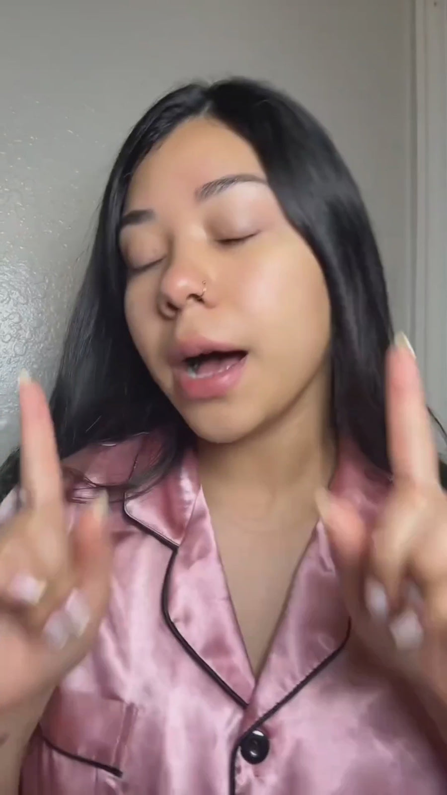 Vânia G.